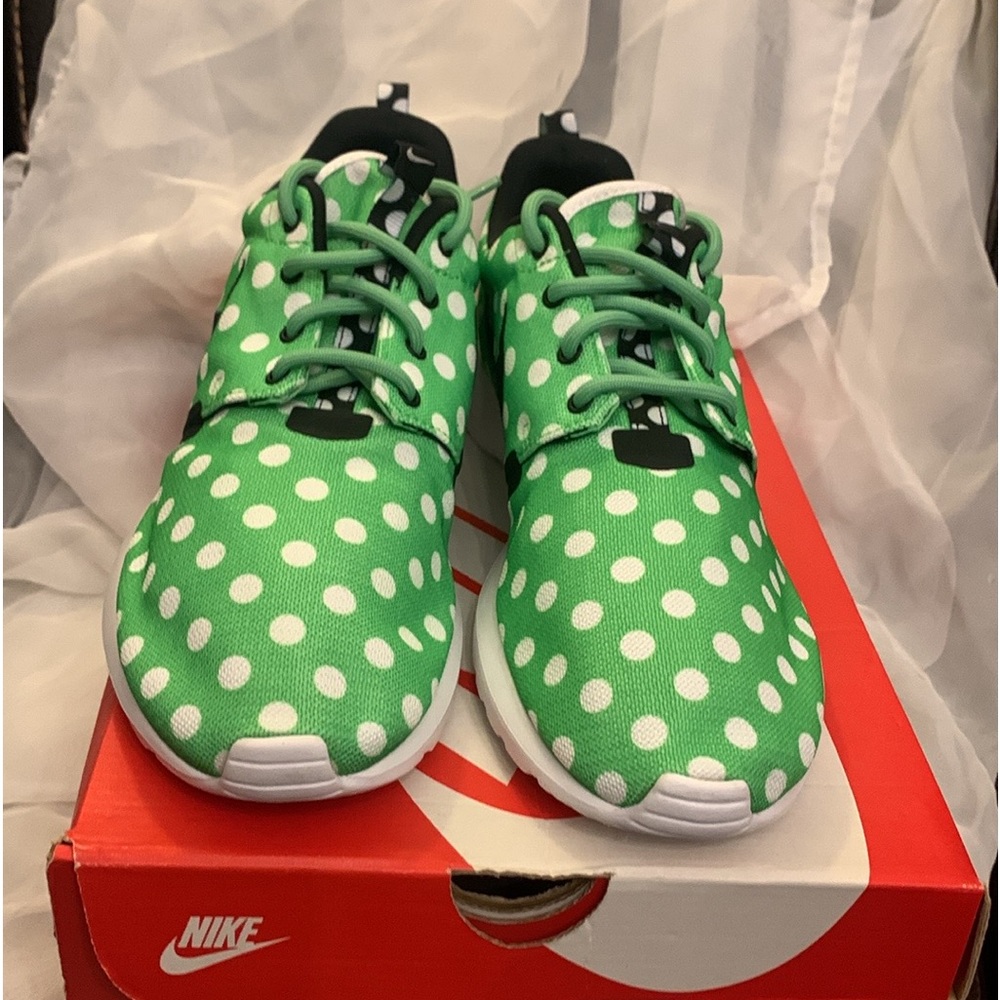 COPY - Nike